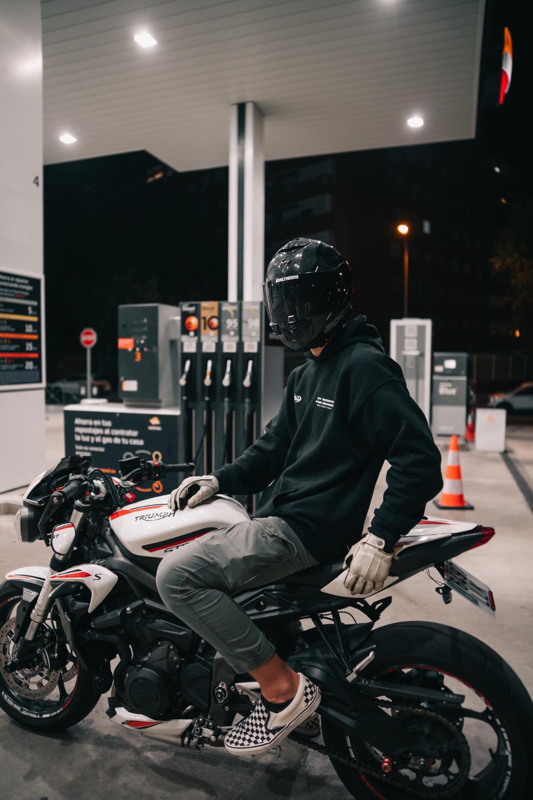 ¡RESTOCK! ONLY RIDERS HOODIE - BLACK